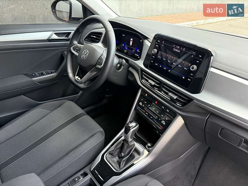 Внедорожник / Кроссовер Volkswagen T-Roc 2023 в Киеве фото 53 Внедорожник / Кроссовер Volkswagen T-Roc 2023 в Киеве