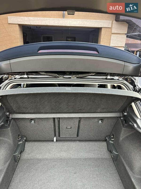 Позашляховик / Кросовер Volkswagen T-Roc 2019 в Мукачевому