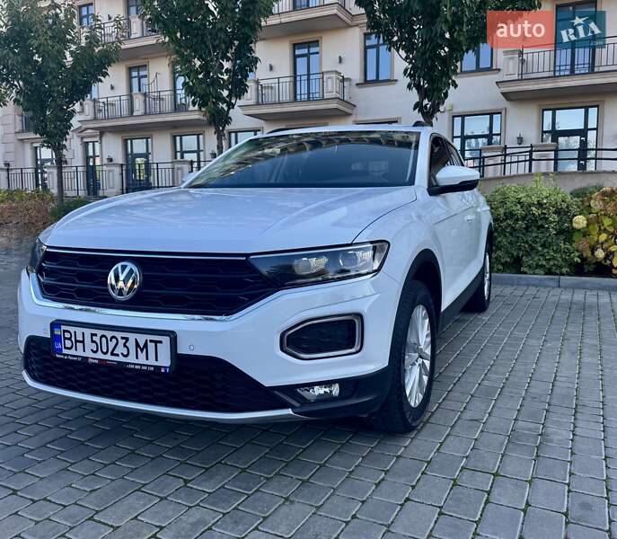Внедорожник / Кроссовер Volkswagen T-Roc 2019 в Одессе