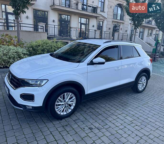 Внедорожник / Кроссовер Volkswagen T-Roc 2019 в Одессе
