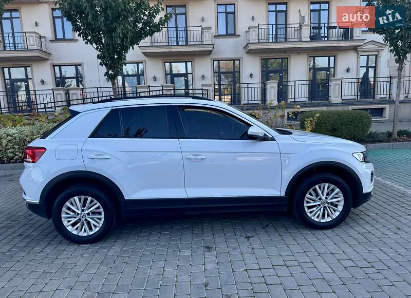 Внедорожник / Кроссовер Volkswagen T-Roc 2019 в Одессе