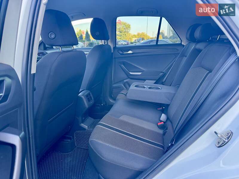 Внедорожник / Кроссовер Volkswagen T-Roc 2019 в Одессе