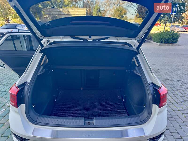 Внедорожник / Кроссовер Volkswagen T-Roc 2019 в Одессе