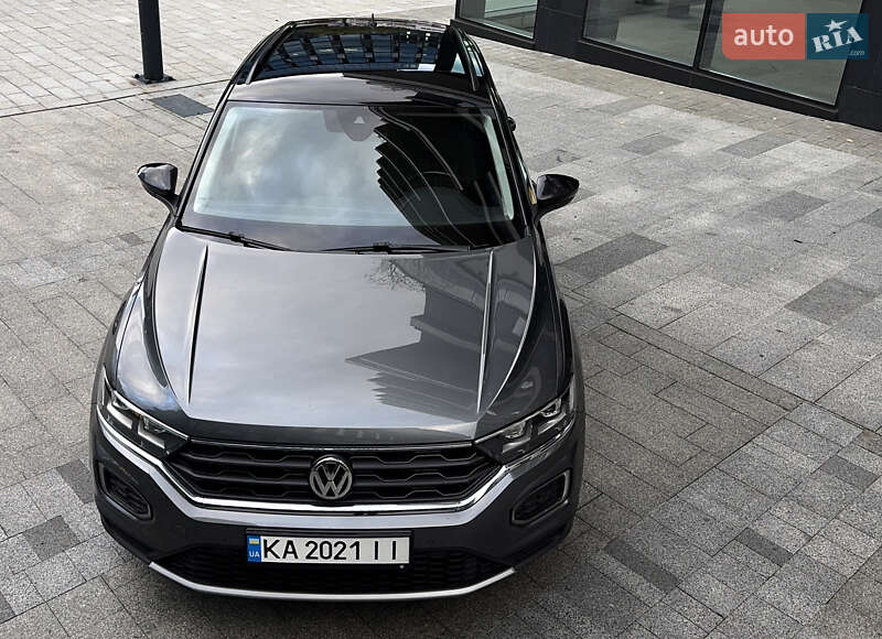Внедорожник / Кроссовер Volkswagen T-Roc 2018 в Киеве
