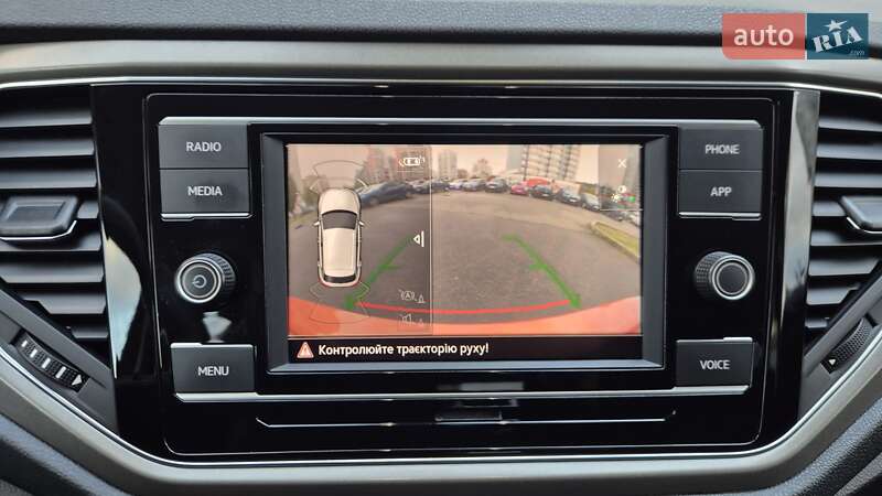 Внедорожник / Кроссовер Volkswagen T-Roc 2020 в Киеве