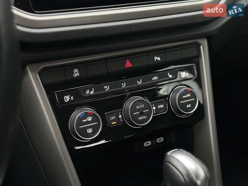 Внедорожник / Кроссовер Volkswagen T-Roc 2021 в Киеве фото 26 Внедорожник / Кроссовер Volkswagen T-Roc 2021 в Киеве