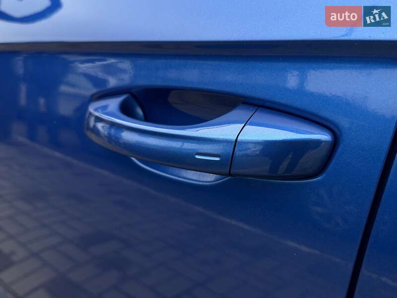 Внедорожник / Кроссовер Volkswagen T-Roc 2021 в Киеве фото 35 Внедорожник / Кроссовер Volkswagen T-Roc 2021 в Киеве