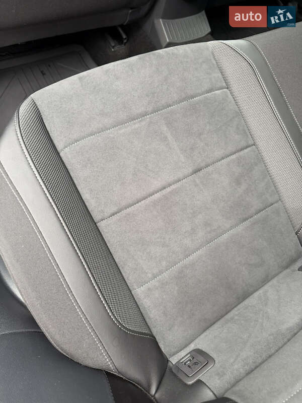 Внедорожник / Кроссовер Volkswagen T-Roc 2023 в Киеве