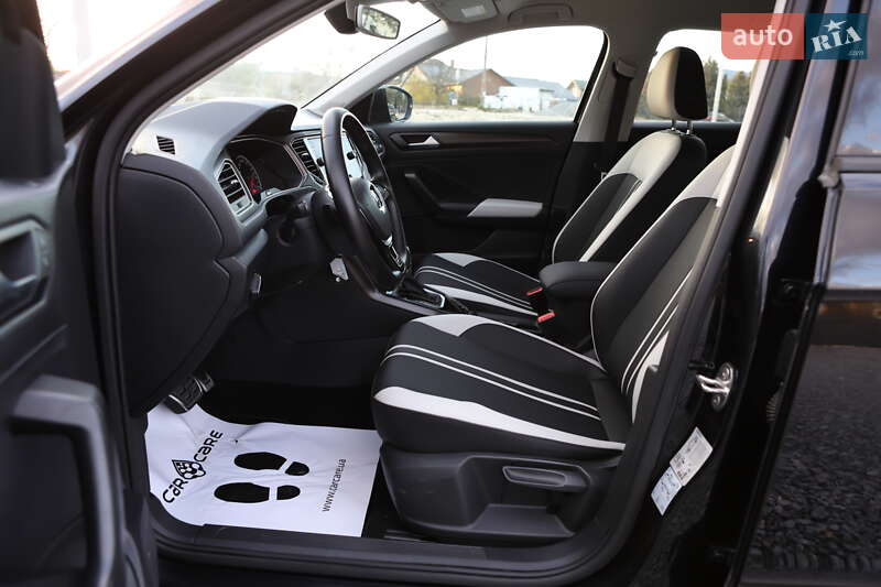 Внедорожник / Кроссовер Volkswagen T-Roc 2019 в Дрогобыче