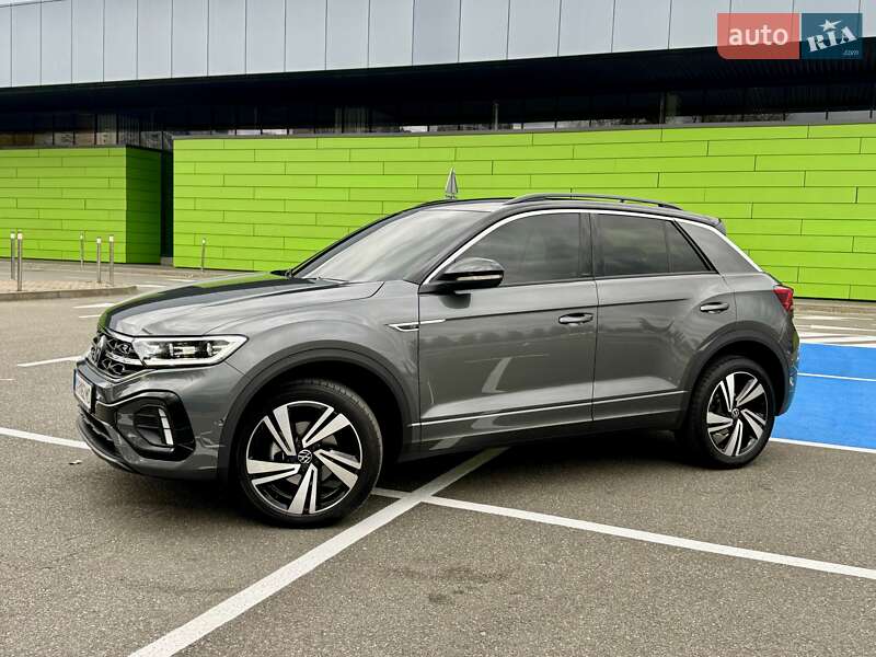 Позашляховик / Кросовер Volkswagen T-Roc 2024 в Києві