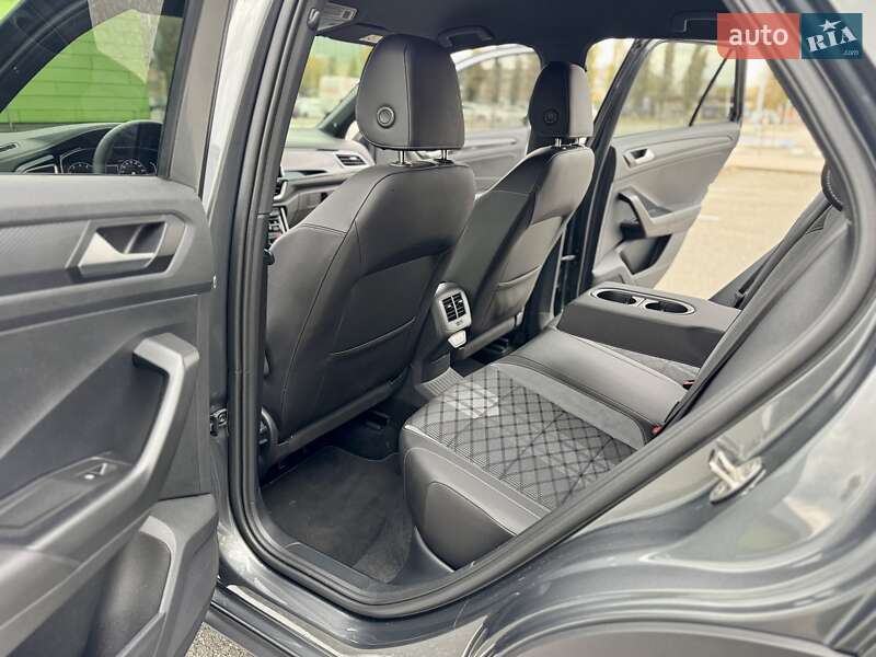 Позашляховик / Кросовер Volkswagen T-Roc 2024 в Києві