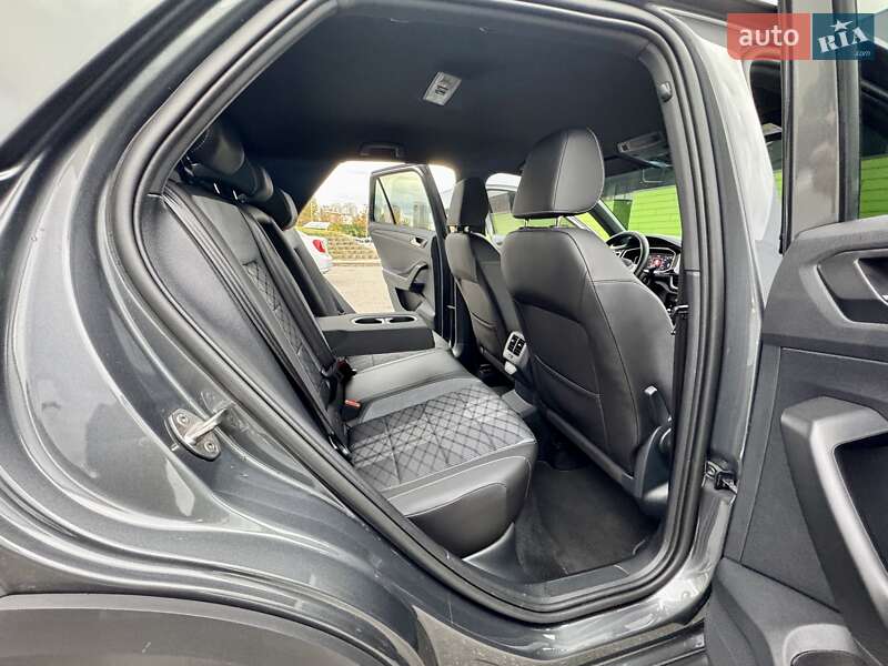 Позашляховик / Кросовер Volkswagen T-Roc 2024 в Києві