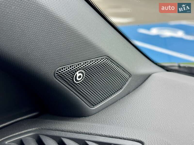 Позашляховик / Кросовер Volkswagen T-Roc 2024 в Києві