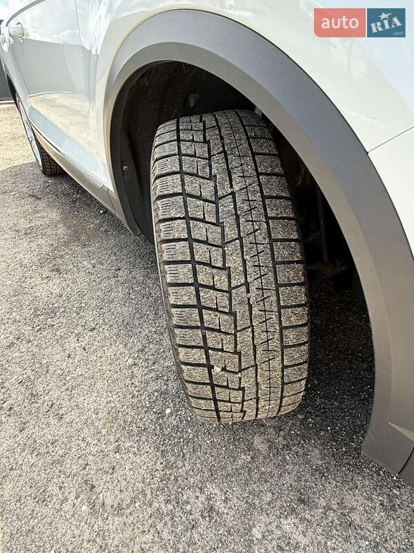 Позашляховик / Кросовер Volkswagen T-Roc 2021 в Чернігові фото 5 Позашляховик / Кросовер Volkswagen T-Roc 2021 в Чернігові