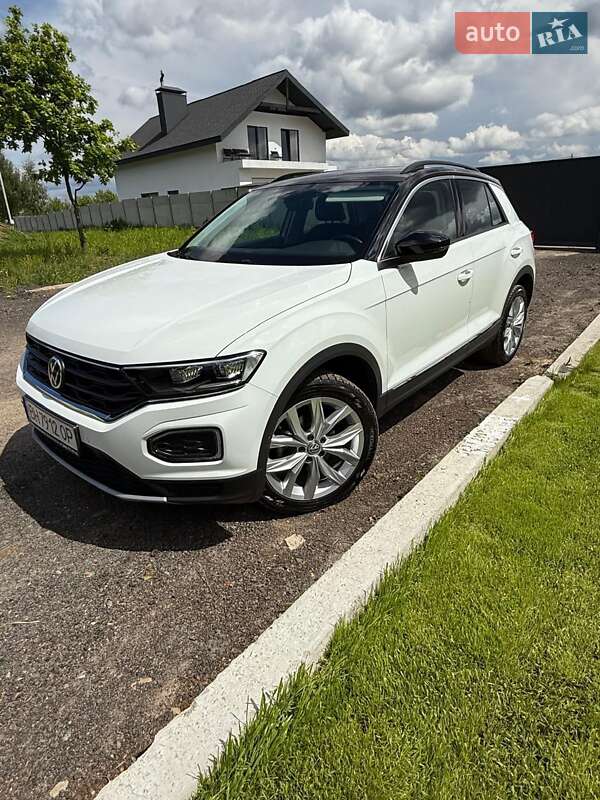 Volkswagen T-Roc 2021
