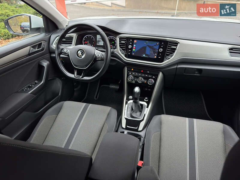 Позашляховик / Кросовер Volkswagen T-Roc 2021 в Дніпрі