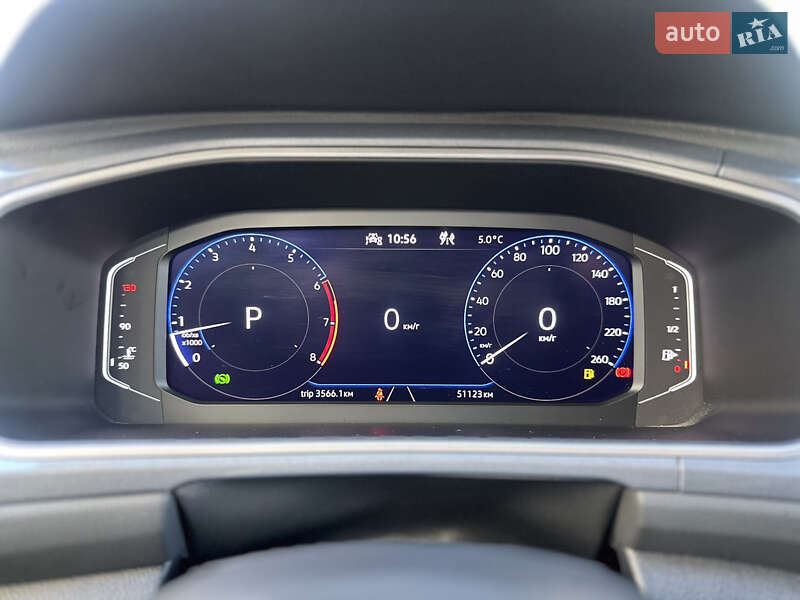 Позашляховик / Кросовер Volkswagen T-Roc 2022 в Івано-Франківську