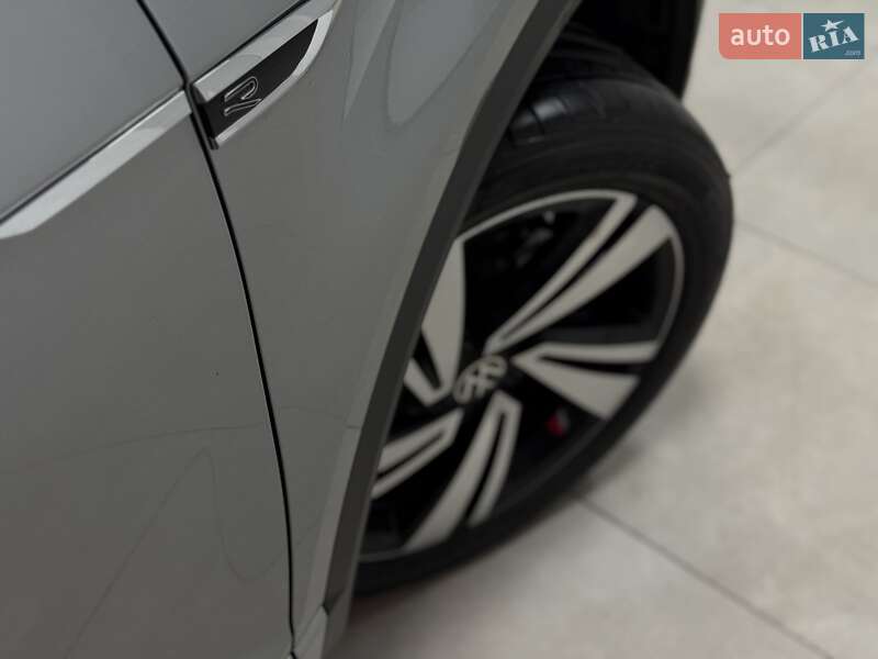 Внедорожник / Кроссовер Volkswagen T-Roc 2024 в Тернополе