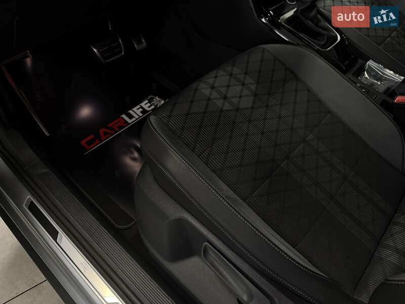 Внедорожник / Кроссовер Volkswagen T-Roc 2024 в Тернополе