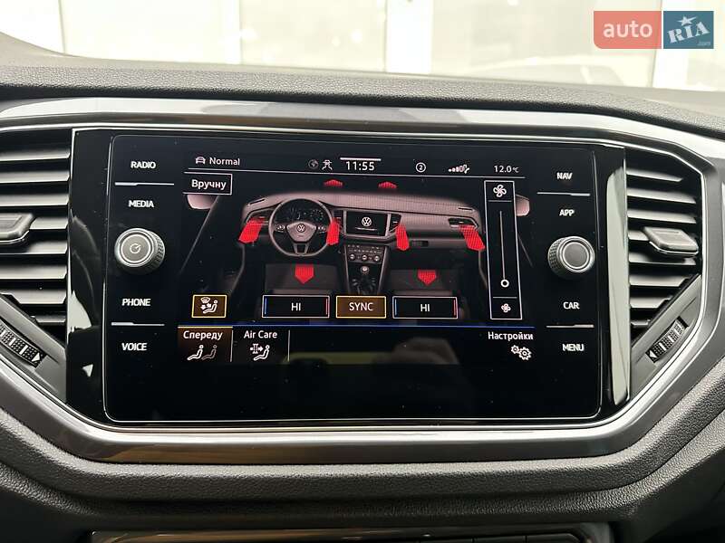 Внедорожник / Кроссовер Volkswagen T-Roc 2021 в Киеве