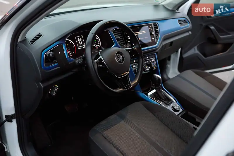 Volkswagen T-Roc 2018 VIN WVGZZZA1ZJV043654 фото оголошення 36 з 85