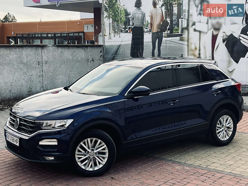 Внедорожник / Кроссовер Volkswagen T-Roc 2019 в Одессе