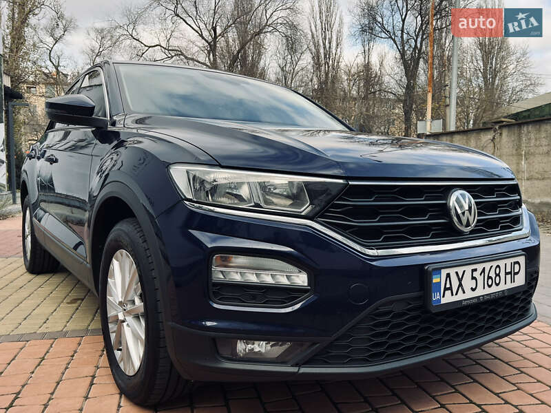 Внедорожник / Кроссовер Volkswagen T-Roc 2019 в Одессе
