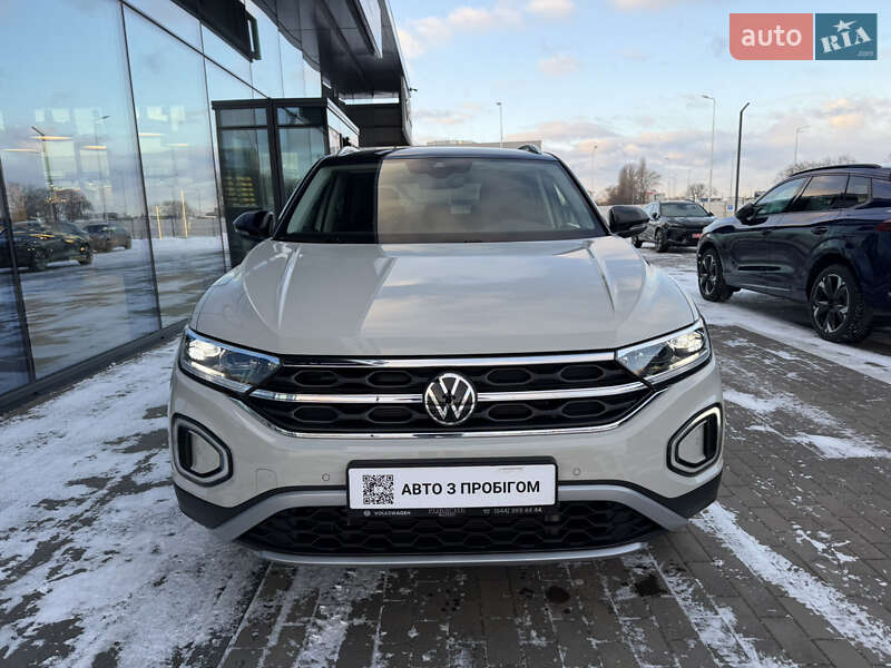 Позашляховик / Кросовер Volkswagen T-Roc 2024 в Києві