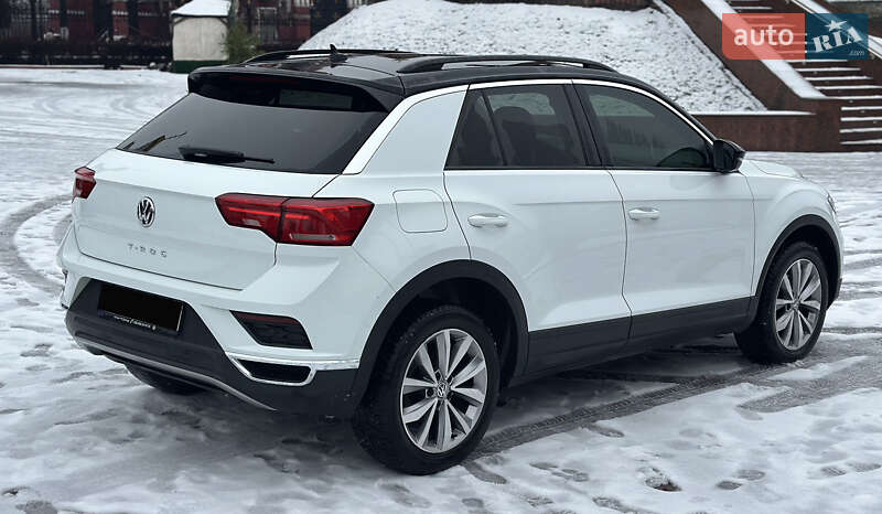 Внедорожник / Кроссовер Volkswagen T-Roc 2019 в Днепре
