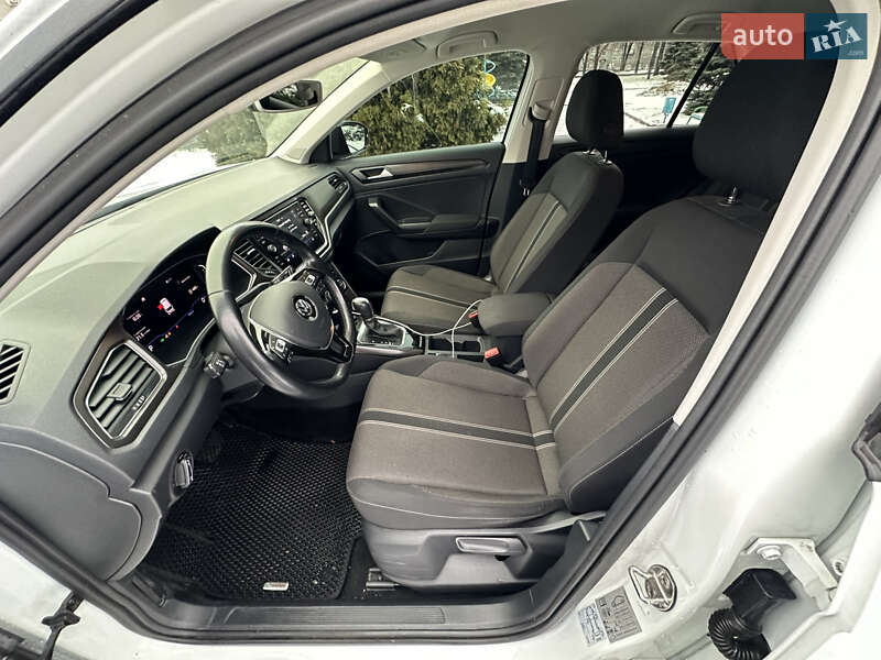 Внедорожник / Кроссовер Volkswagen T-Roc 2019 в Днепре