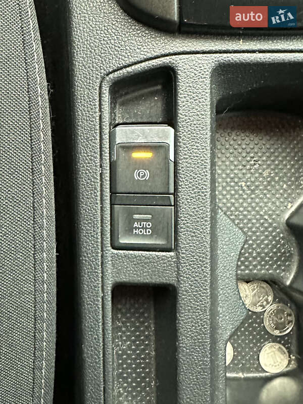 Внедорожник / Кроссовер Volkswagen T-Roc 2019 в Днепре