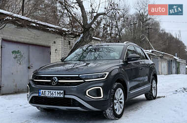 Внедорожник / Кроссовер Volkswagen T-Roc 2024 в Днепре