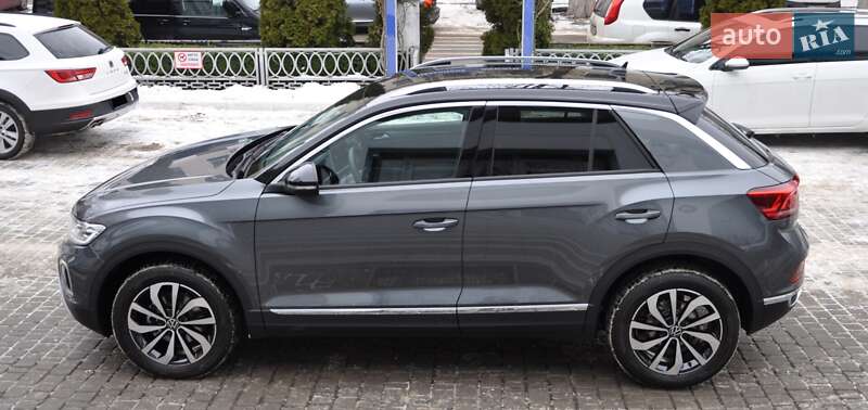 Внедорожник / Кроссовер Volkswagen T-Roc 2023 в Одессе