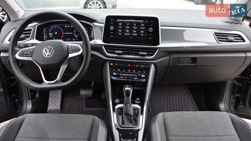 Внедорожник / Кроссовер Volkswagen T-Roc 2023 в Одессе