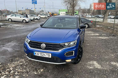 Внедорожник / Кроссовер Volkswagen T-Roc 2019 в Киеве