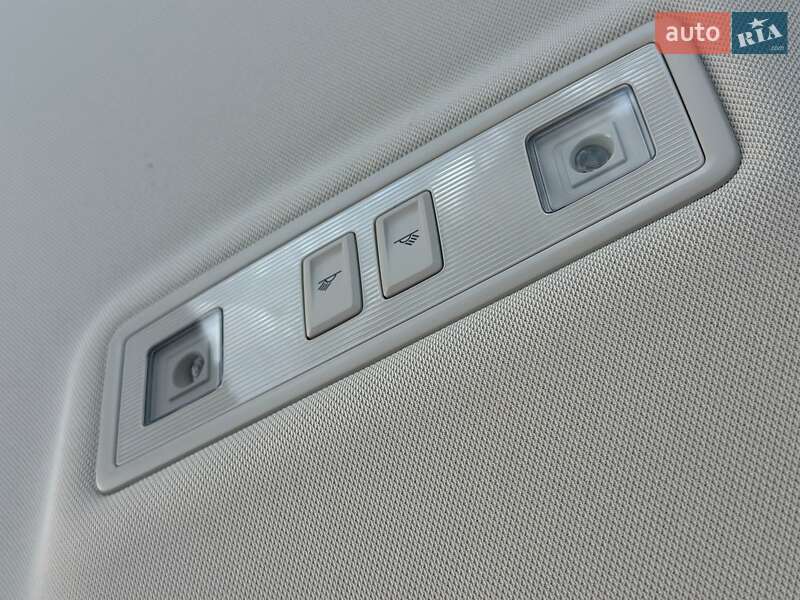 Внедорожник / Кроссовер Volkswagen T-Roc 2023 в Киеве