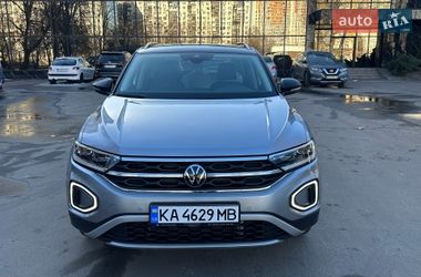 Позашляховик / Кросовер Volkswagen T-Roc 2023 в Києві