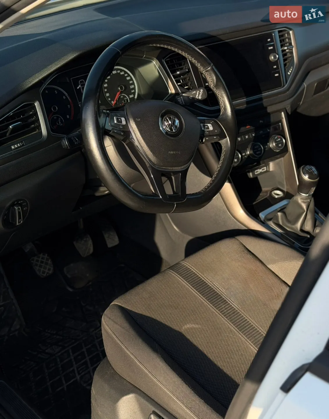 2017 Volkswagen T-Roc - мініатюра 14