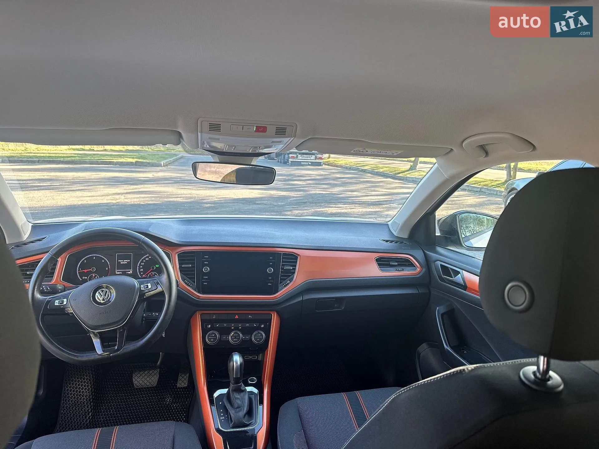 2019 Volkswagen T-Roc - мініатюра 2