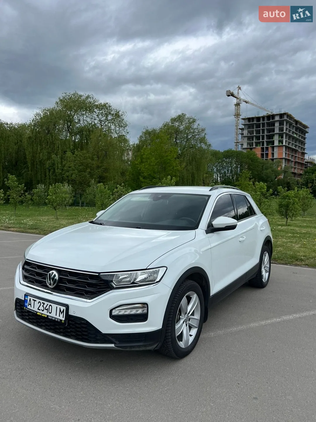 2019 Volkswagen T-Roc - фото 1