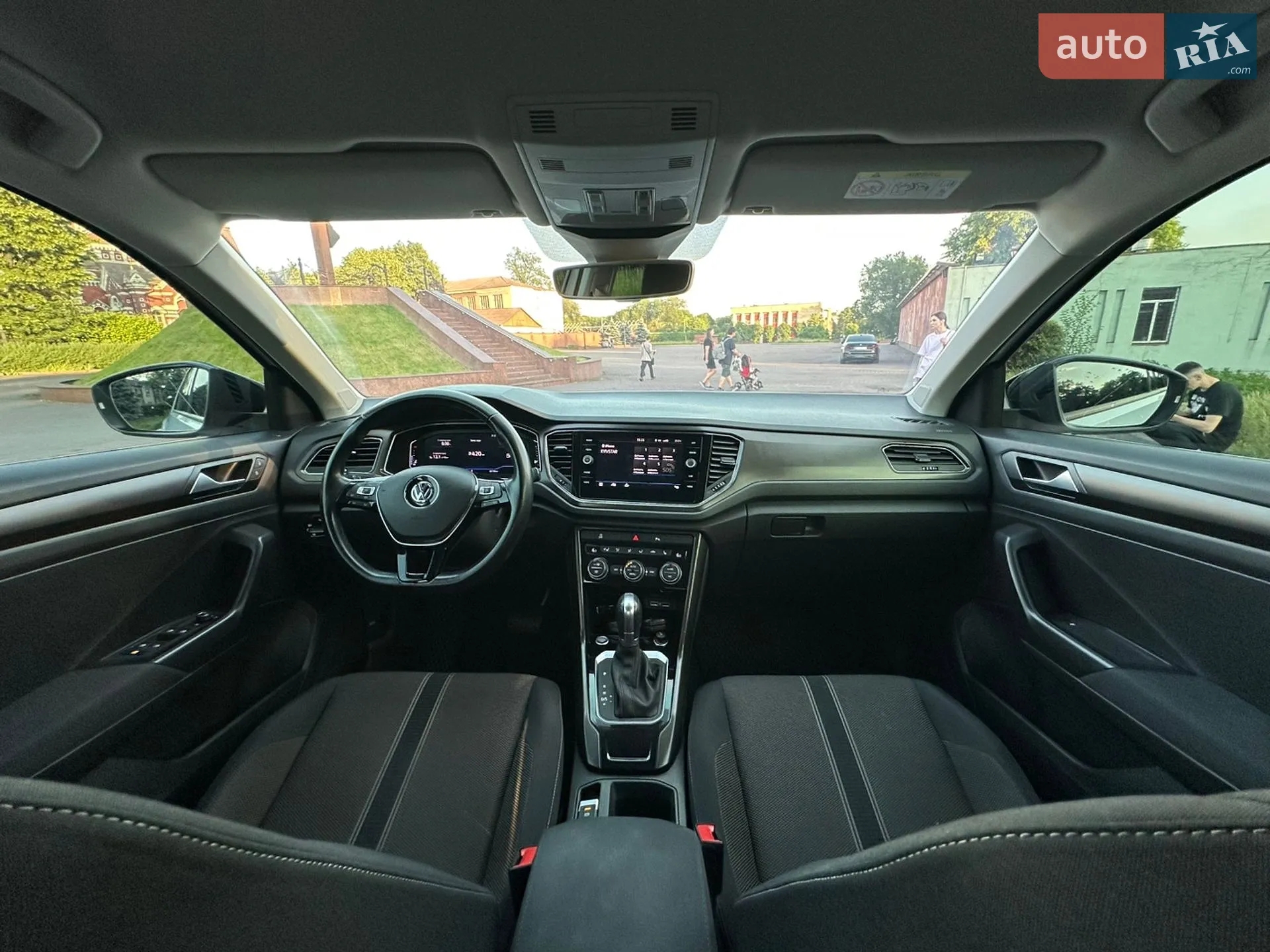 2019 Volkswagen T-Roc - мініатюра 28