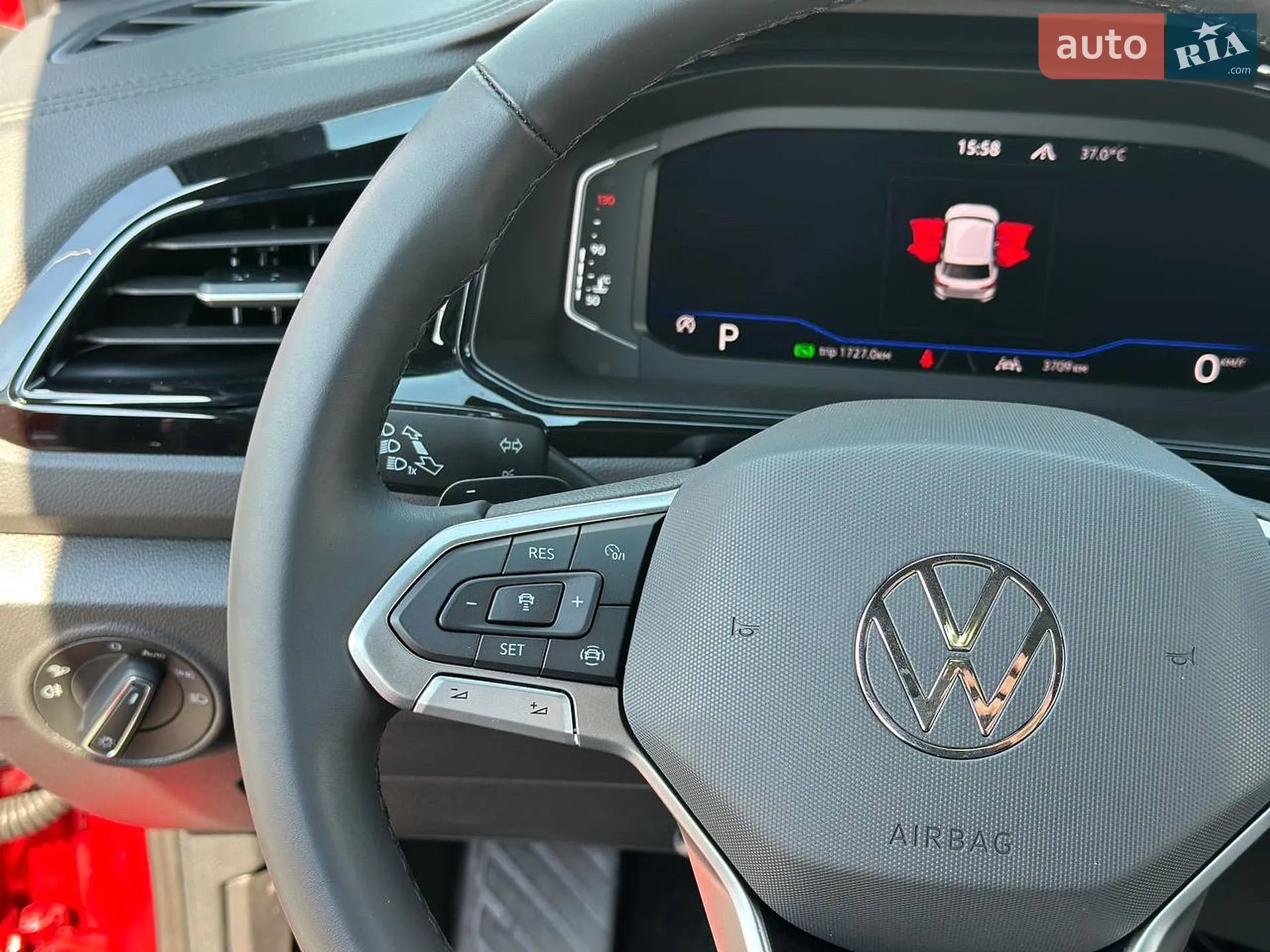 2025 Volkswagen T-Roc - мініатюра 36