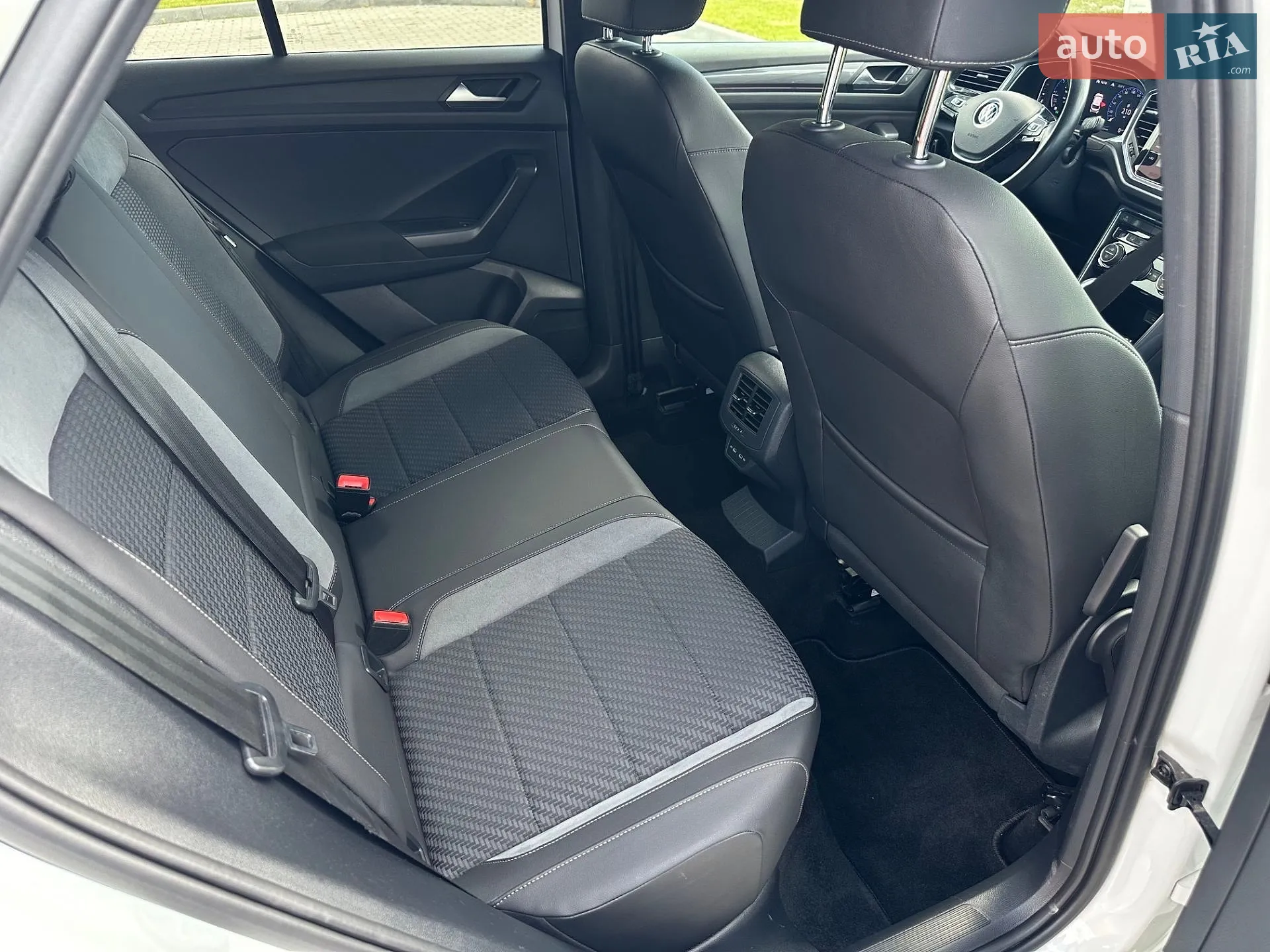 2021 Volkswagen T-Roc - мініатюра 28