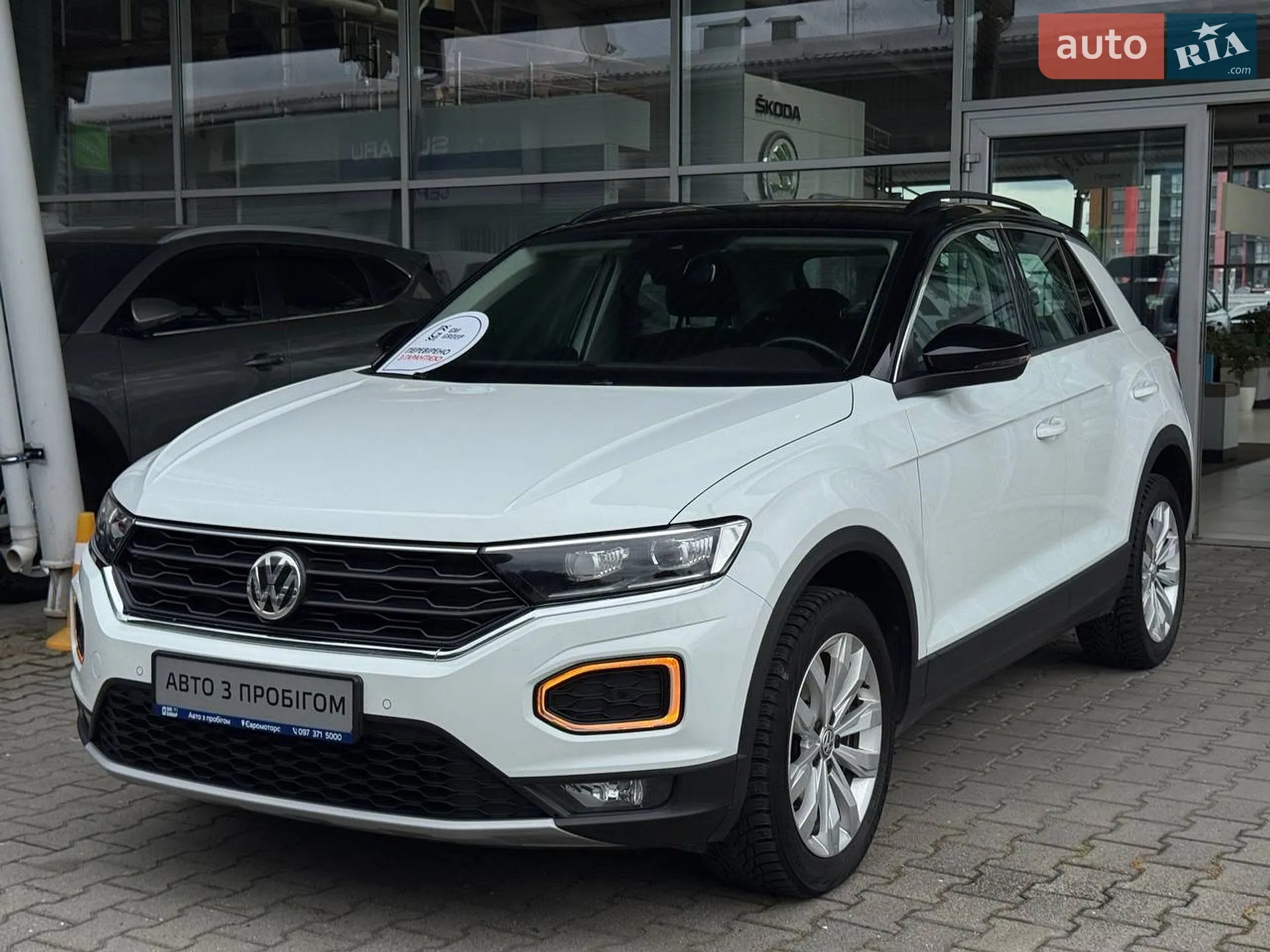 2019 Volkswagen T-Roc - мініатюра 2