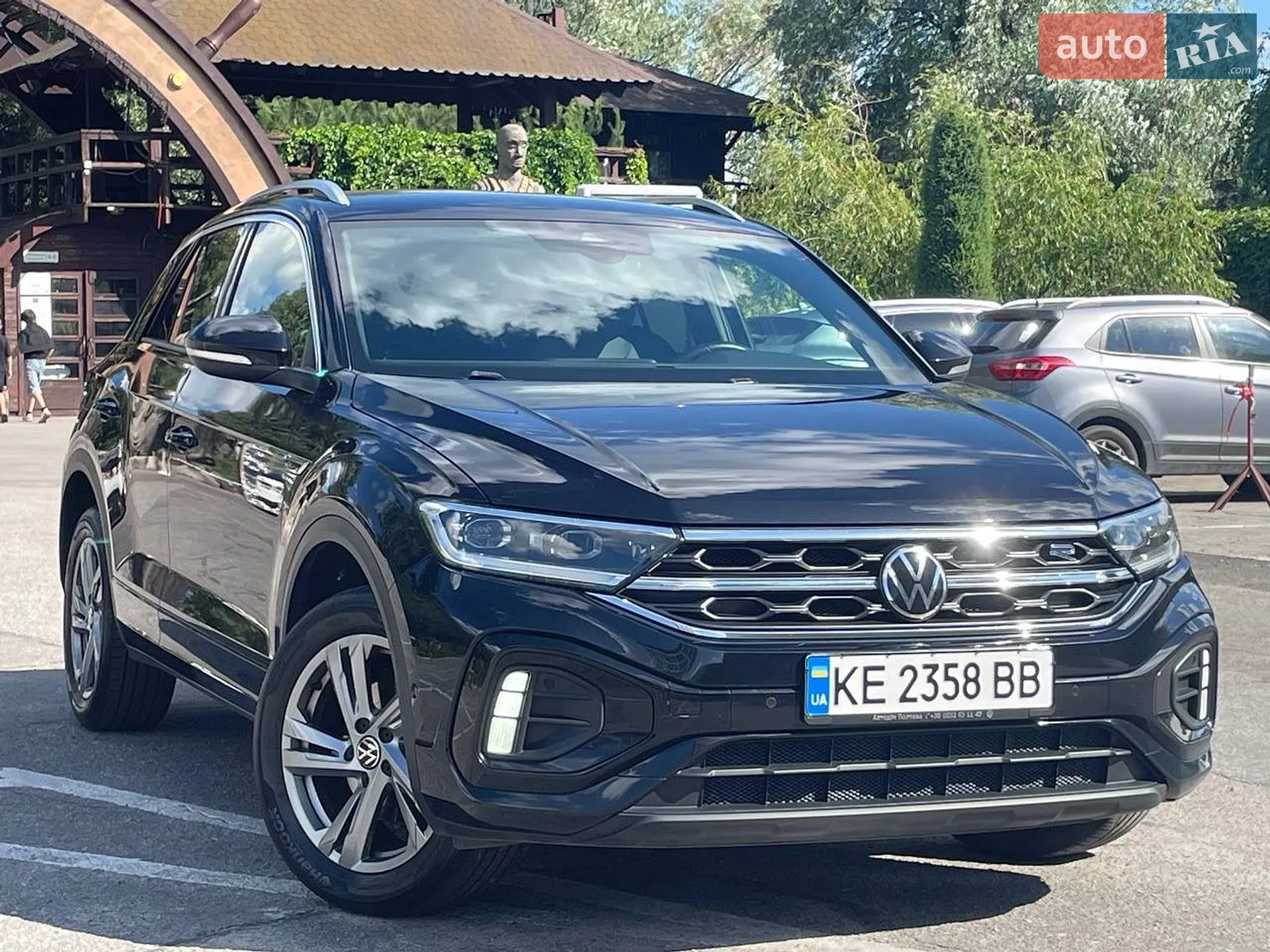 2022 Volkswagen T-Roc - фото 1