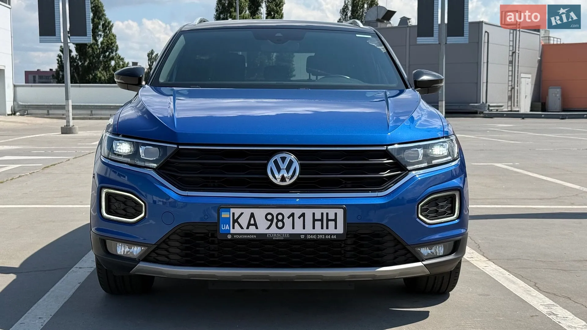 2019 Volkswagen T-Roc - фото 1