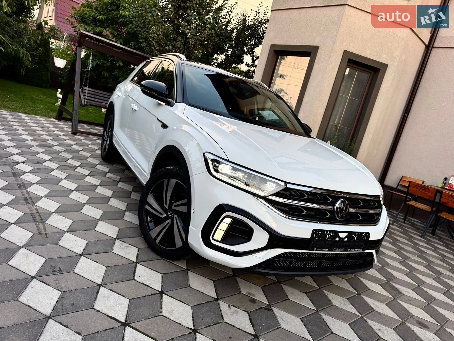 2025 Volkswagen T-Roc - мініатюра 8