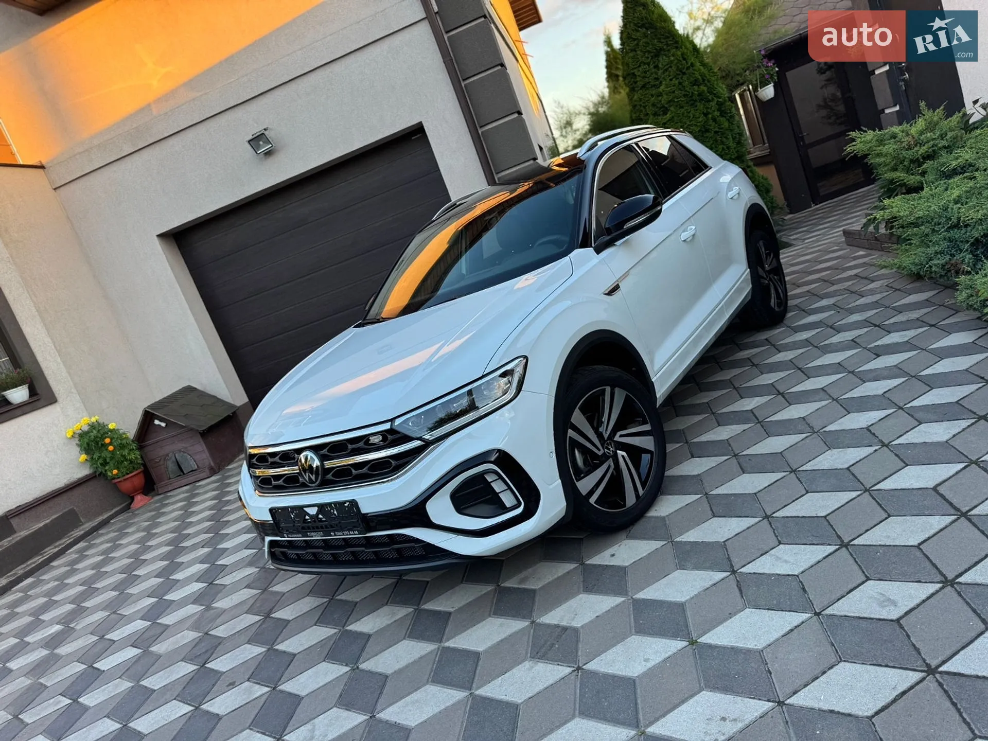 2025 Volkswagen T-Roc - мініатюра 18
