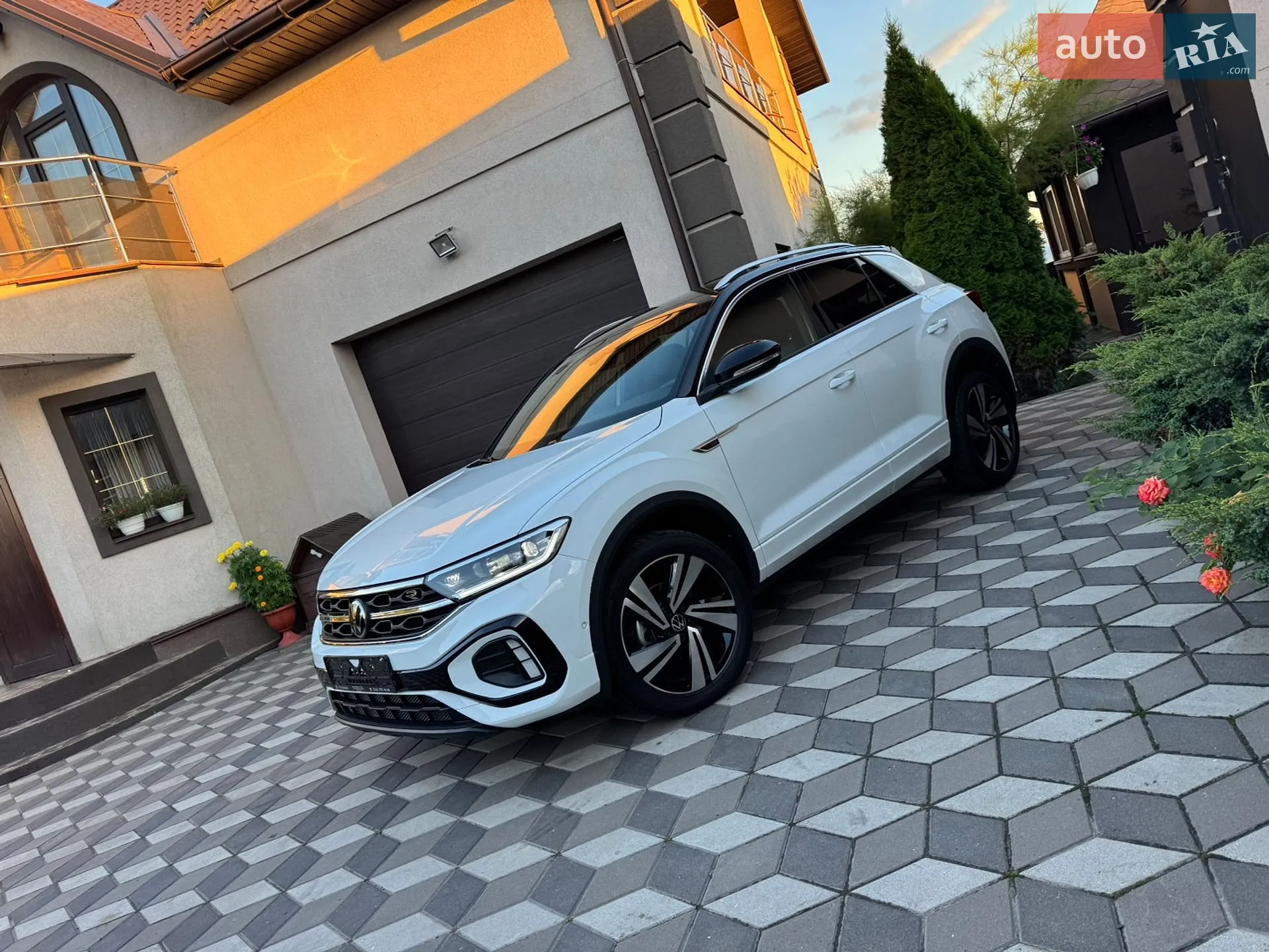 2025 Volkswagen T-Roc - мініатюра 22