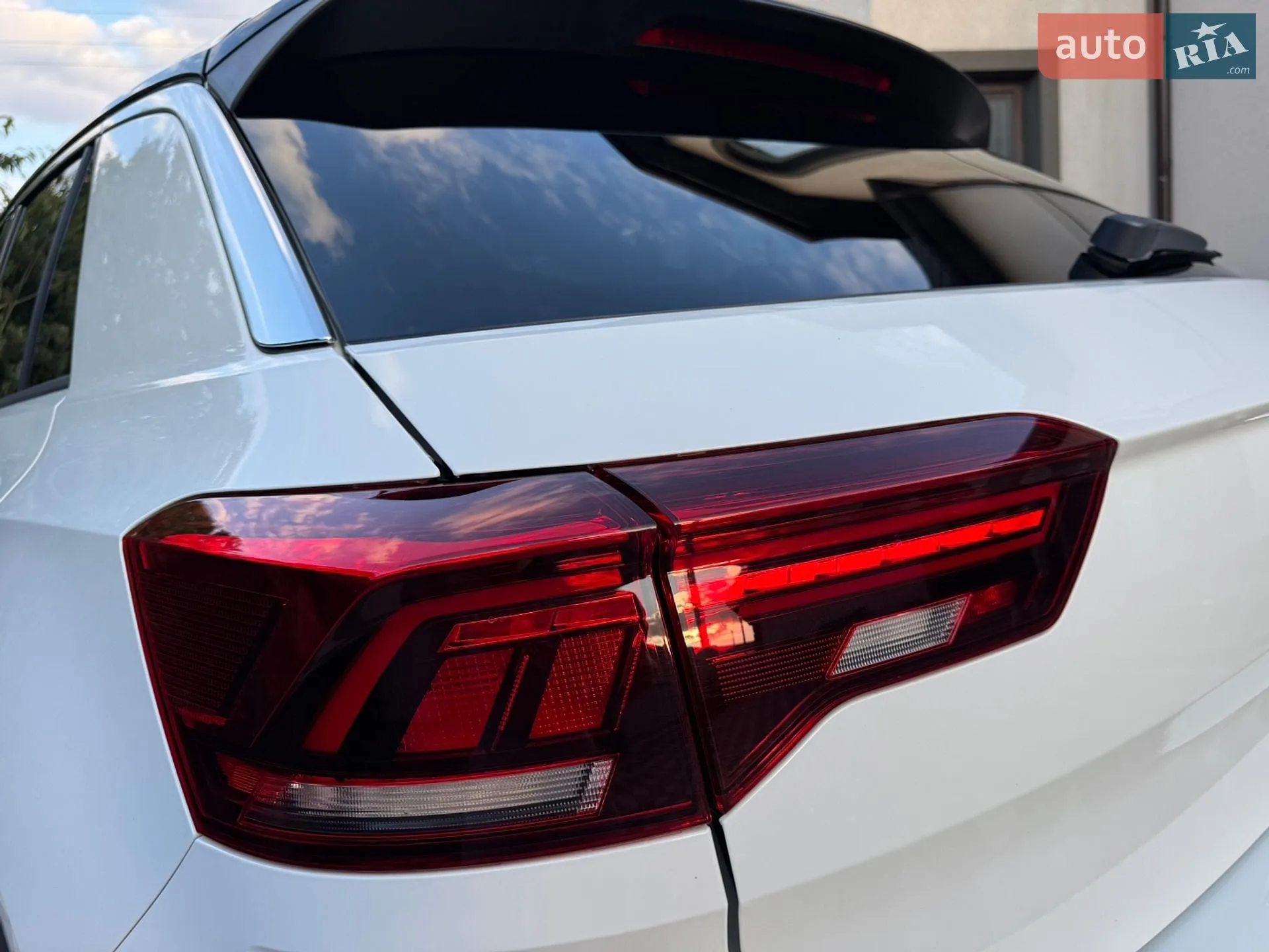 2025 Volkswagen T-Roc - мініатюра 25